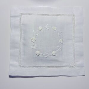 Bruges handmade white linen closet lavender new sachet.